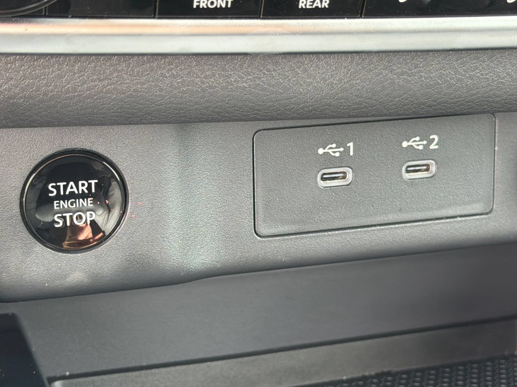 Used 2026 Nissan Rogue SV FWD image 30
