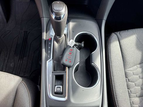 Certified 2020 Chevrolet Equinox LT image 15