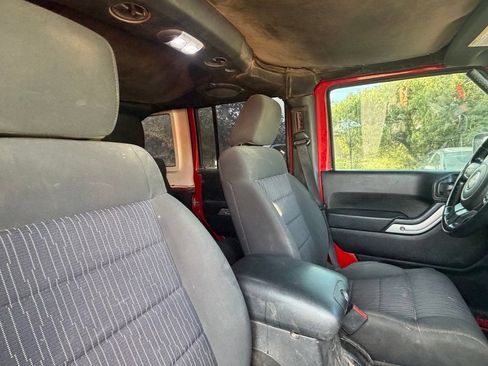 Used 2011 Jeep Wrangler Unlimited Sport AWD/4WD image 14