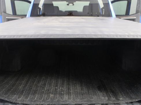 Used 2022 GMC Sierra 1500 Elevation image 18