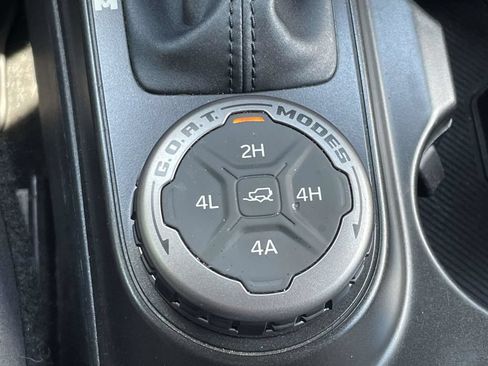 Used 2022 Ford Bronco Wildtrak AWD/4WD image 39