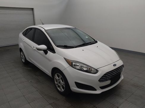 Used 2015 Ford Fiesta SE FWD image 13