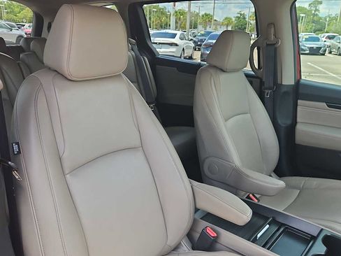 Used 2024 Honda Odyssey Touring image 27
