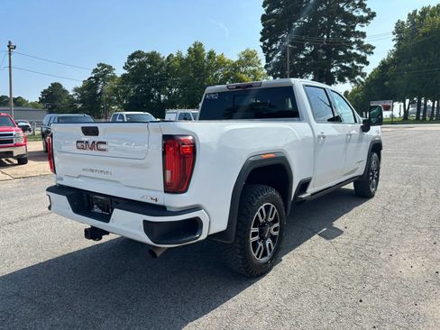 Used 2023 GMC Sierra 2500 AT4 w/ AT4 Premium Plus Package AWD/4WD image 5