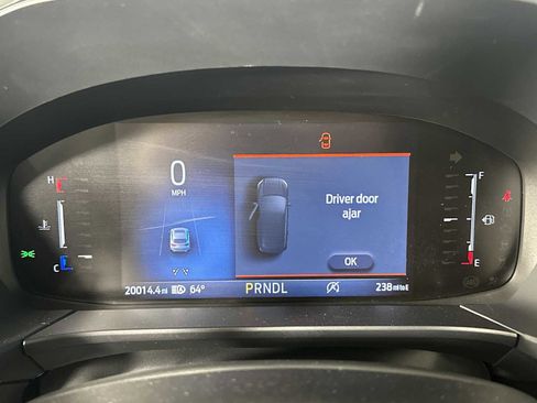Used 2025 Ford Escape ST-Line AWD/4WD image 29