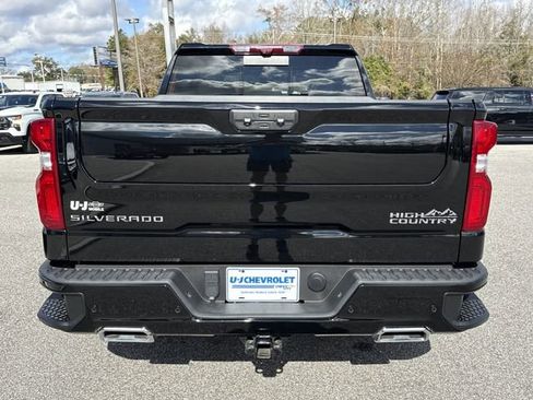Used 2024 Chevrolet Silverado 1500 High Country w/ High Country Premium Package image 4