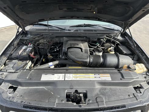 Used 1999 Ford F150 XLT image 11