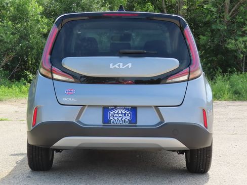 Certified 2024 Kia Soul LX w/ Option Group 015 FWD image 15
