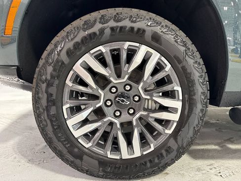 New 2026 Chevrolet Tahoe Z71 w/ Comfort Package AWD/4WD image 49