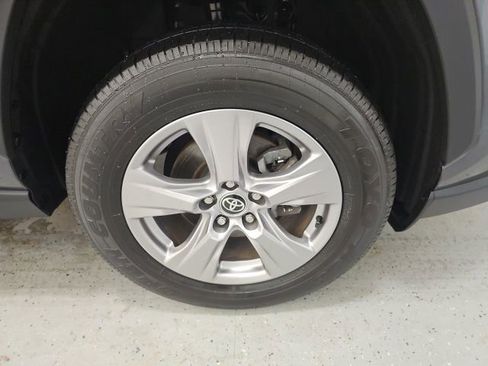 Certified 2022 Toyota RAV4 XLE image 9