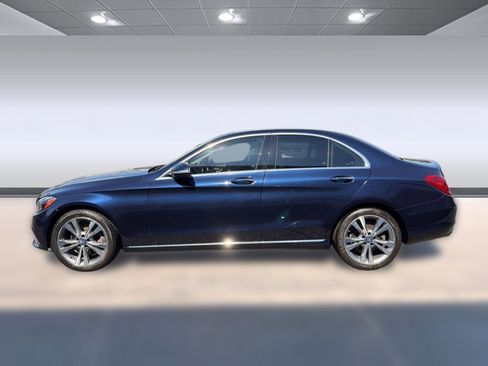 Used 2015 Mercedes-Benz C 300 4MATIC Sedan image 2