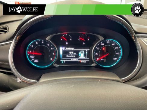 Used 2018 Chevrolet Malibu LT w/ Leather Package FWD image 13
