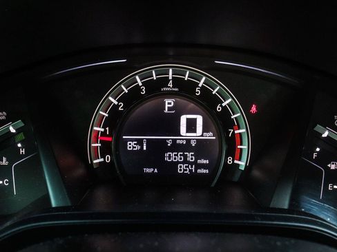 Used 2019 Honda CR-V LX image 6