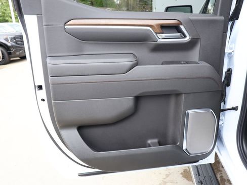 New 2026 Chevrolet Silverado 1500 High Country AWD/4WD image 27