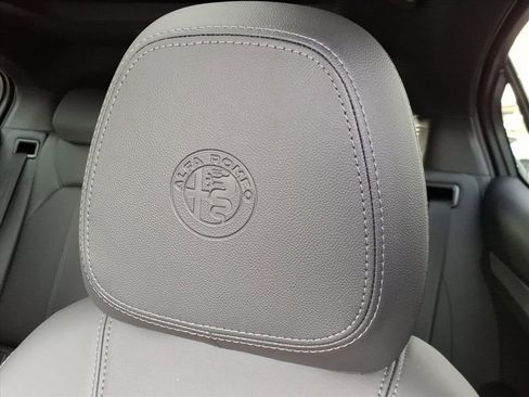 New 2025 Alfa Romeo Stelvio Sprint w/ Convenience Package image 17