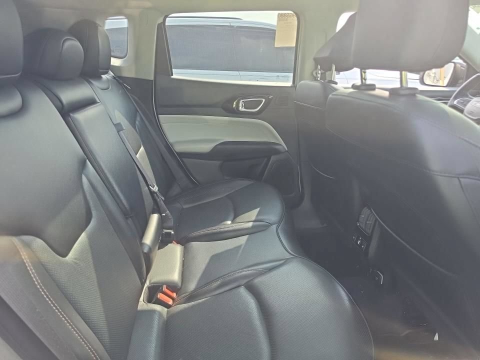 Used 2022 Jeep Compass Limited w/ Elite Group AWD/4WD image 8