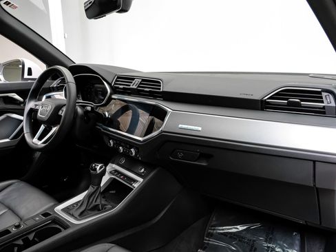Used 2024 Audi Q3 2.0T Premium Plus w/ Premium Plus Package image 17