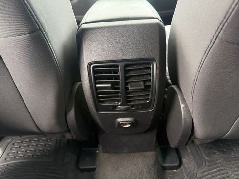 Used 2019 Ford Escape SE AWD/4WD image 30