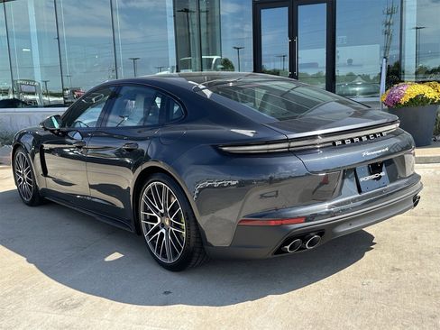 New 2026 Porsche Panamera 4 image 3