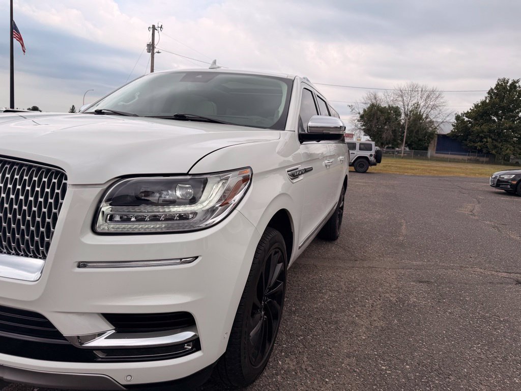 Used 2021 Lincoln Navigator L Black Label AWD/4WD image 15