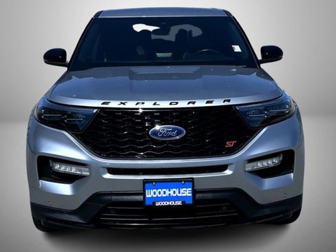 Used 2022 Ford Explorer ST w/ Equipment Group 401A AWD/4WD image 2