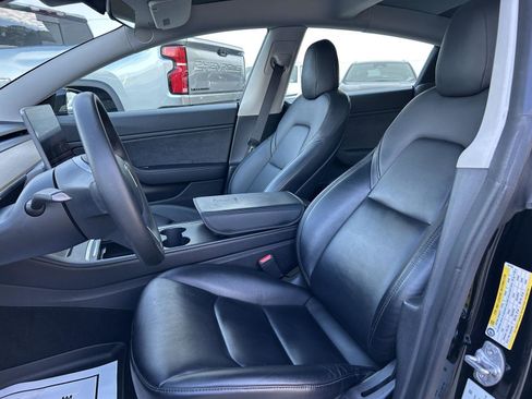 Used 2021 Tesla Model 3 Long Range image 9