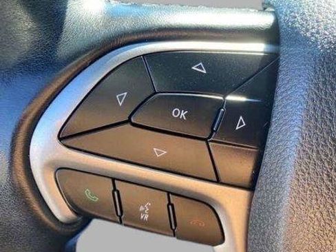 Used 2018 Jeep Grand Cherokee Limited image 20