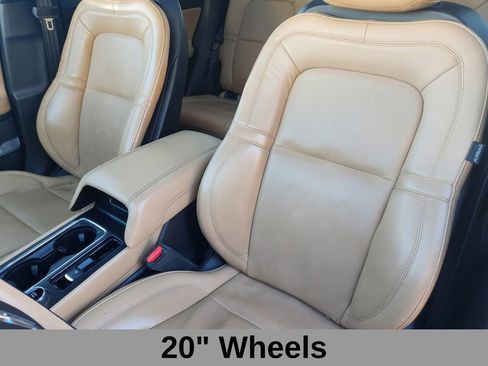 Used 2020 Lincoln Corsair Reserve w/ Equipment Group 202A image 11