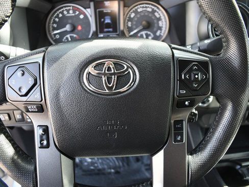 Certified 2023 Toyota Tacoma TRD Off-Road image 30