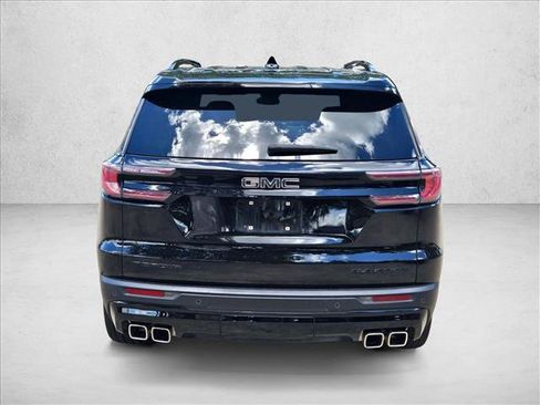 Used 2025 GMC Acadia Elevation w/ Elevation Premium Package FWD image 6