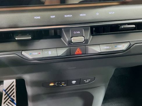 New 2026 Kia EV9 GT-Line image 16