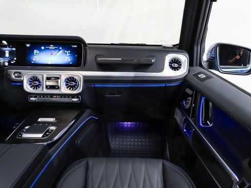 Certified 2025 Mercedes-Benz G 63 AMG 4MATIC image 18
