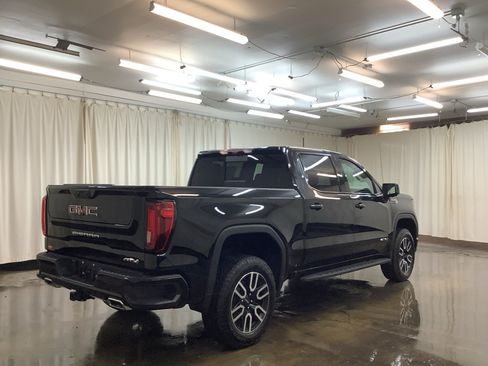 New 2026 GMC Sierra 1500 AT4 w/ AT4 Premium Package AWD/4WD image 5