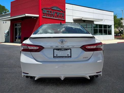 Used 2019 Toyota Camry XSE FWD image 4