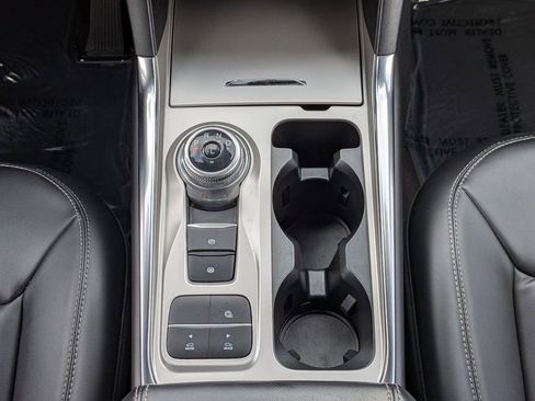 Certified 2022 Ford Explorer XLT w/ Equipment Group 202A image 20