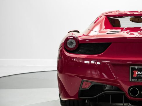 Used 2014 Ferrari 458 Spider RWD image 47