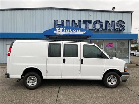 Used 2019 Chevrolet Express 2500 w/ Driver Convenience Package RWD image 2
