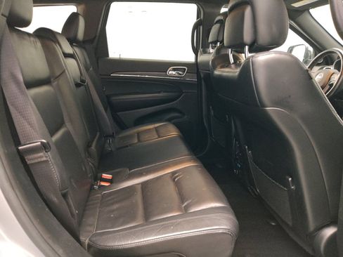 Used 2019 Jeep Grand Cherokee Limited image 19