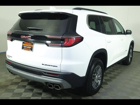 Used 2025 GMC Acadia Elevation FWD image 7