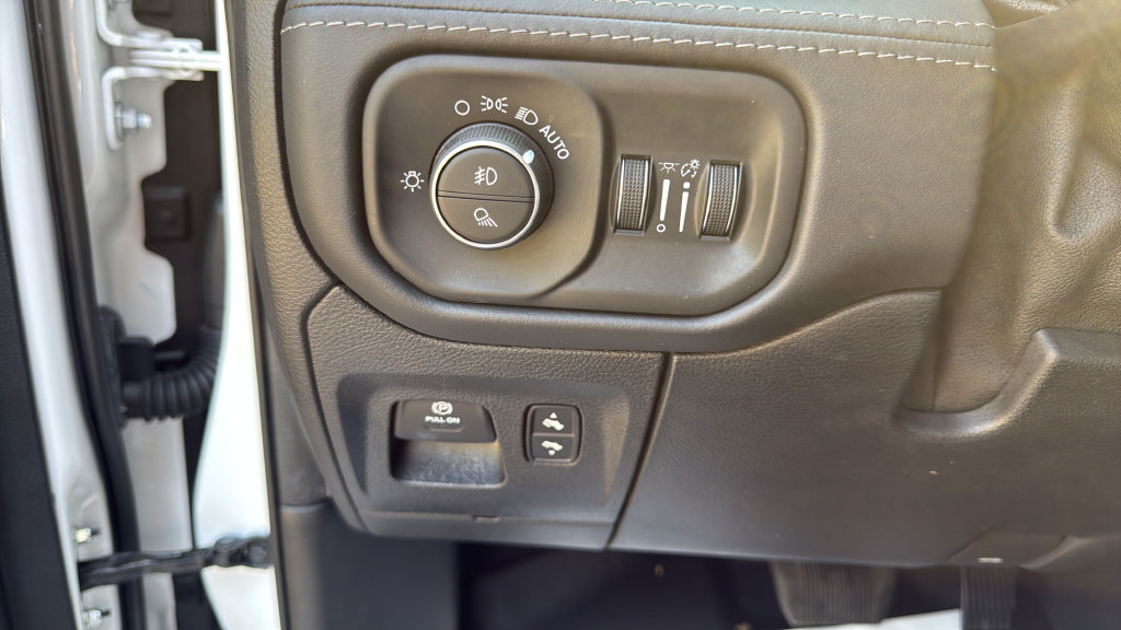 Used 2021 RAM 1500 Limited AWD/4WD image 30