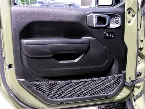 Used 2025 Jeep Wrangler Unlimited Sport AWD/4WD image 22