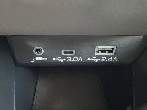 Used 2025 Subaru Outback Onyx Edition image 23