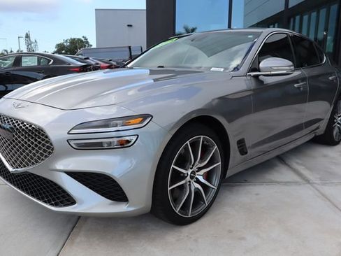 Used 2025 Genesis G70 2.5T RWD image 8