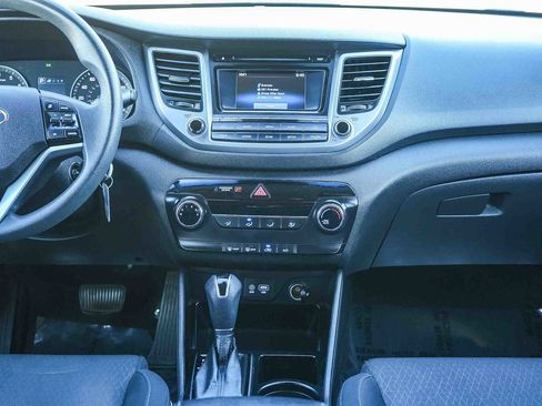 Used 2016 Hyundai Tucson SE image 13