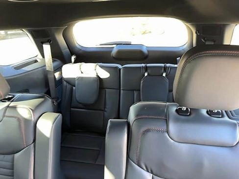 New 2026 Ford Explorer ST-Line w/ ST-Line Street Pack image 11