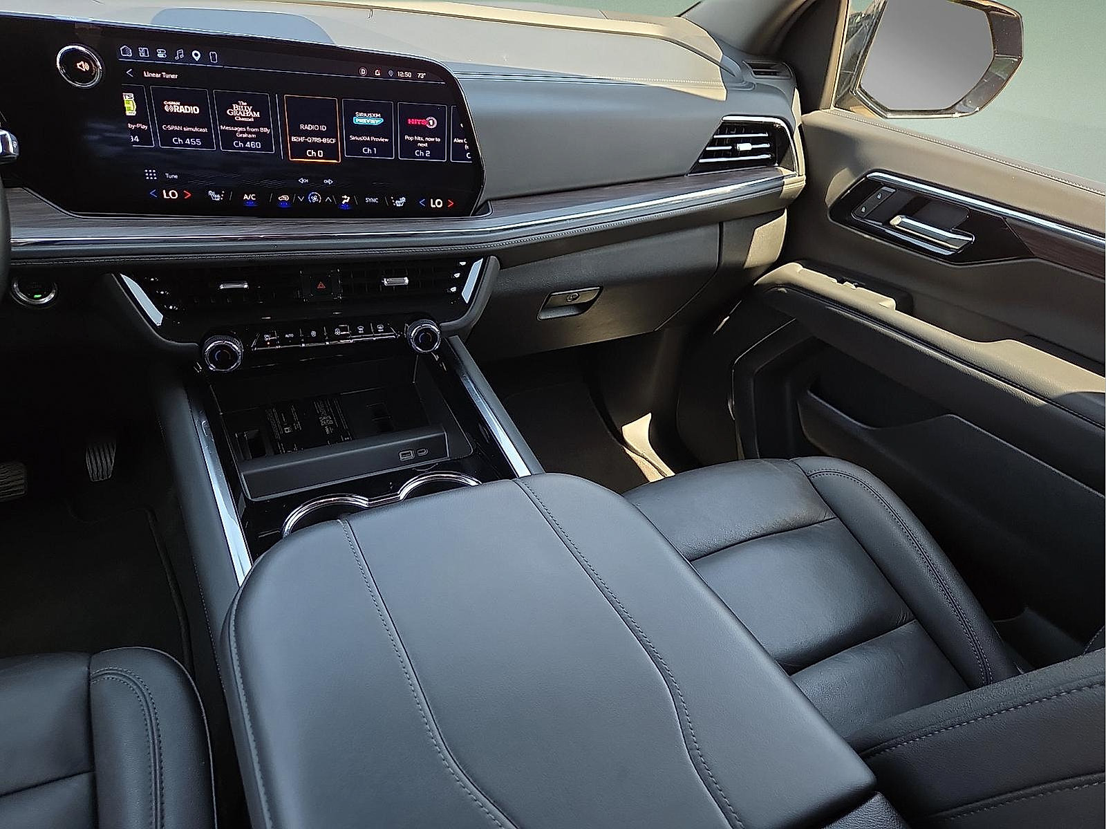 Used 2025 Chevrolet Tahoe LT AWD/4WD image 13