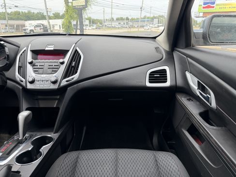 Used 2011 GMC Terrain SLE FWD image 20