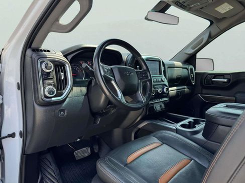 Used 2021 Chevrolet Silverado 1500 LT Trail Boss w/ Bed Protection Package AWD/4WD image 22