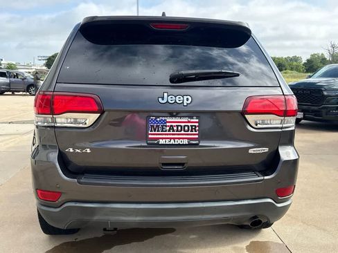 Used 2020 Jeep Grand Cherokee Laredo w/ Quick Order Package 2BN North AWD/4WD image 4