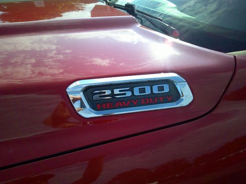 Used 2019 RAM 2500 Tradesman image 9